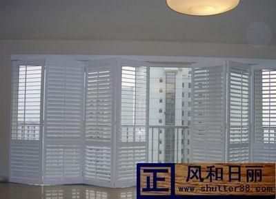 方正縣鴻林家具有限責(zé)任公司 匠心工藝鑄就實(shí)木百葉門(mén)窗經(jīng)典